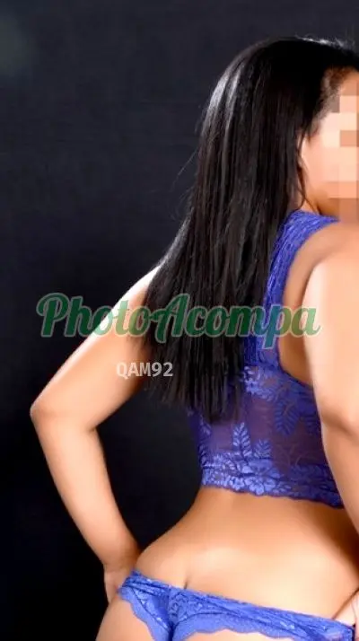 Capa do perfil de Camila