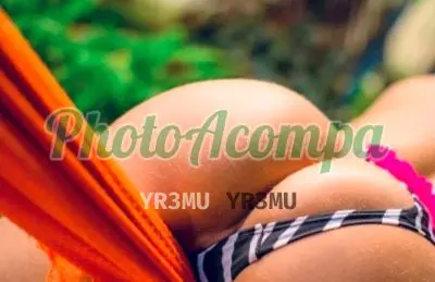 Capa do perfil de Aline Campos