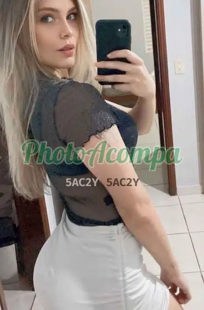 Capa do perfil de Júlia