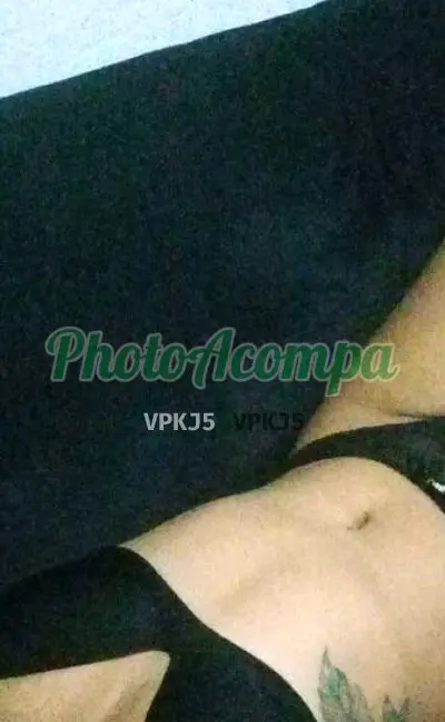 Capa do perfil de Lara