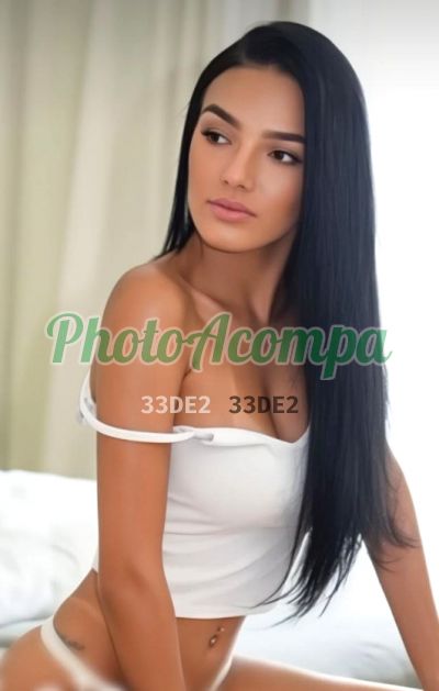 Capa do perfil de Bella Oreilly