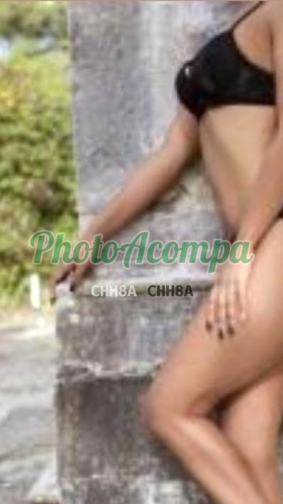 Capa do perfil de Clara Costa