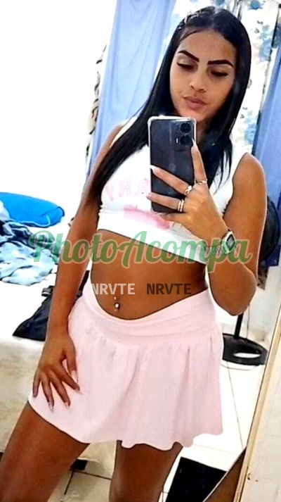 Capa do perfil de Lari