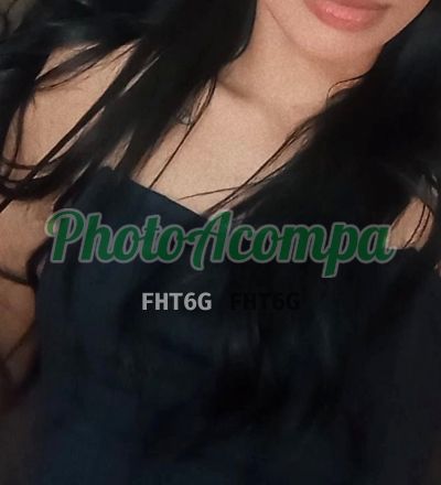Capa do perfil de Larissa