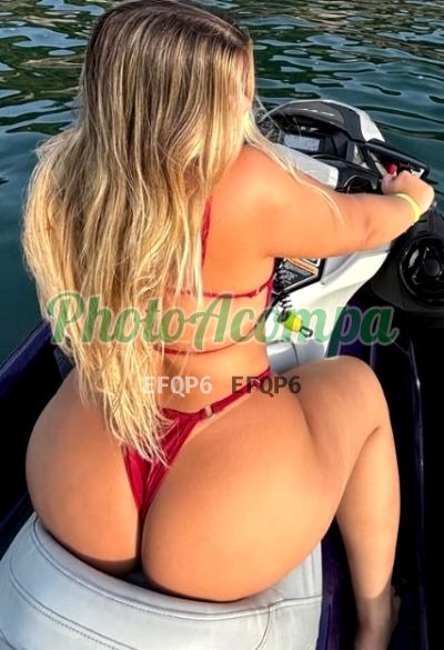 Capa do perfil de Izadora