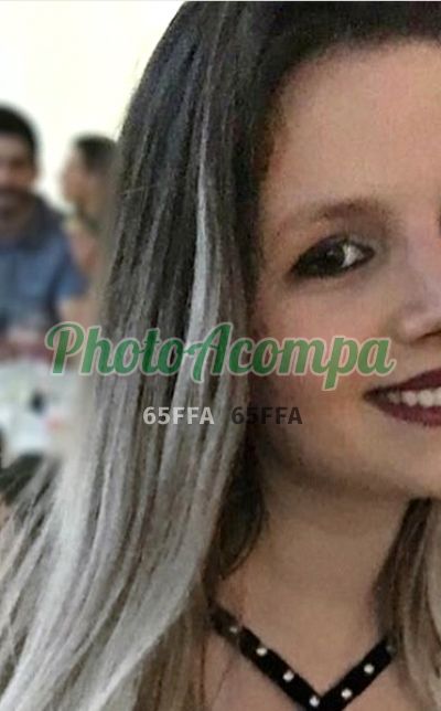 Capa do perfil de Lívia