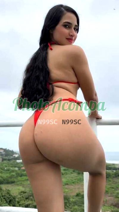 Capa do perfil de Larissa Silva