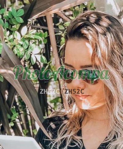 Capa do perfil de Luiza