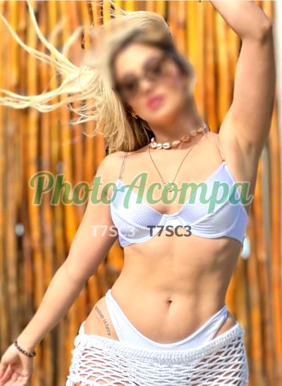 Capa do perfil de Sther Vianna