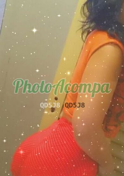 Capa do perfil de Mônica Montinegro