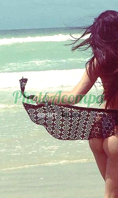 Capa do perfil de Julianna