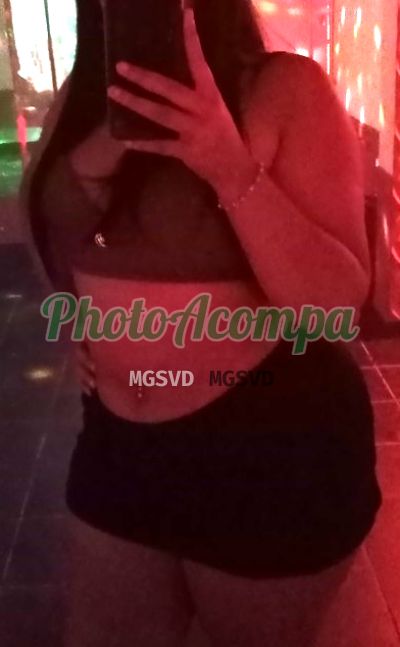 Capa do perfil de Lary