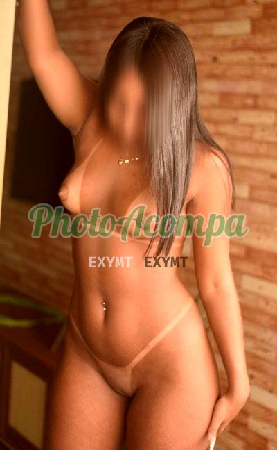 Capa do perfil de Lua Monteiro