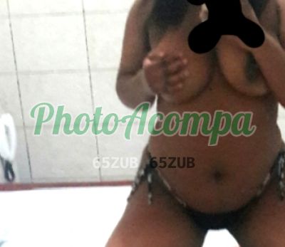 Capa do perfil de Raquel