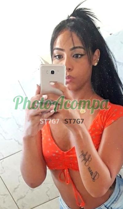 Capa do perfil de Letícia Nóbrega