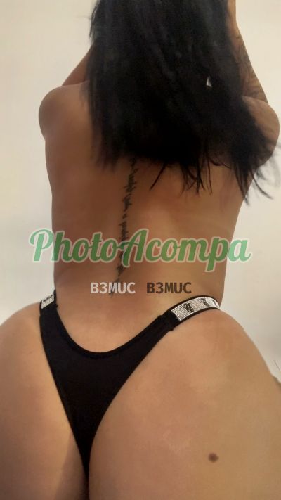 Capa do perfil de Raquel