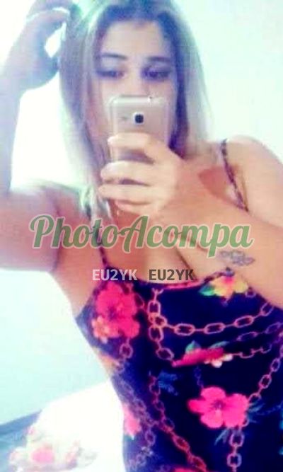 Capa do perfil de Karoline