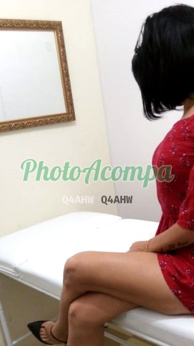 Capa do perfil de Aline