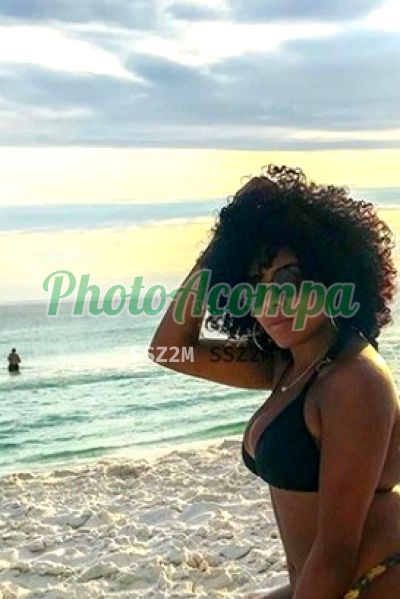 Capa do perfil de Adrielly