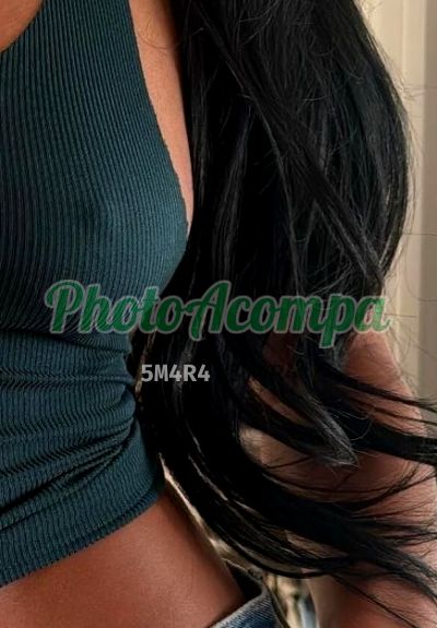 Capa do perfil de Mia Carvalho