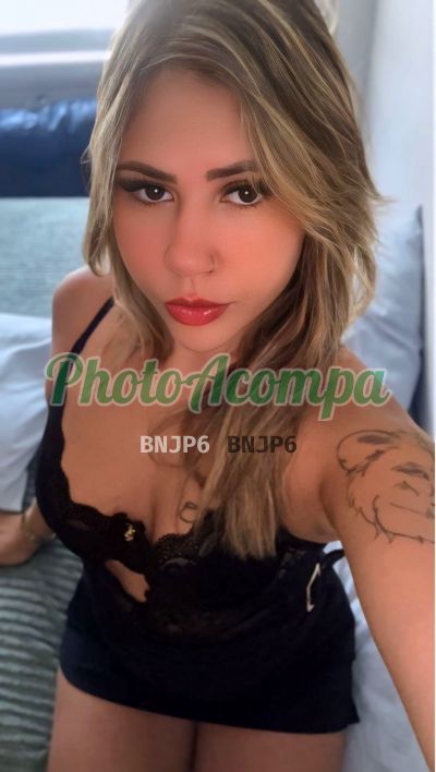 Capa do perfil de Mirela