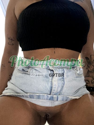 Capa do perfil de Mel Carioca