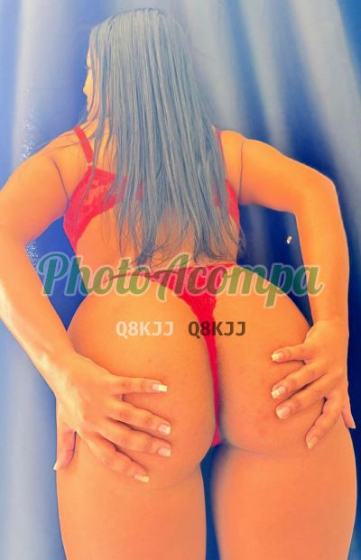 Capa do perfil de Luiza Amaral