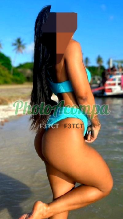 Capa do perfil de Lari