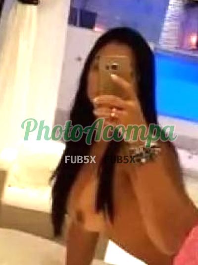Capa do perfil de Mayara Mello