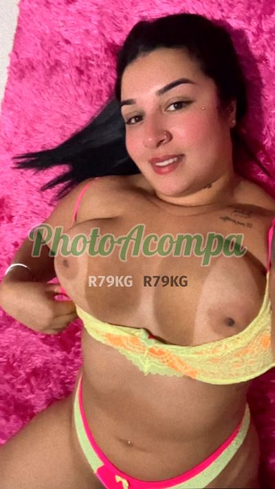 Capa do perfil de Maju Oliveira