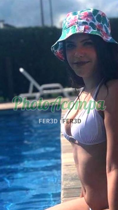 Capa do perfil de Rebecca