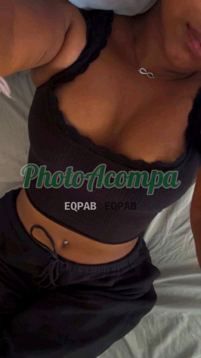Capa do perfil de Karol