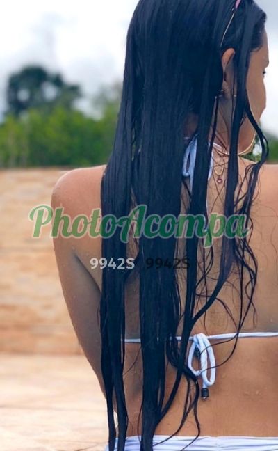 Capa do perfil de Karina Soares