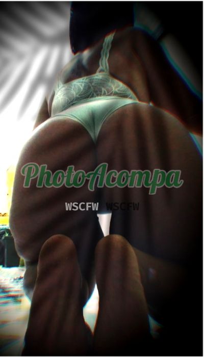 Capa do perfil de Camilla