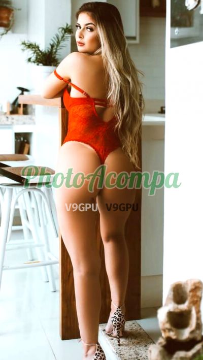Capa do perfil de Rafaela Almeida