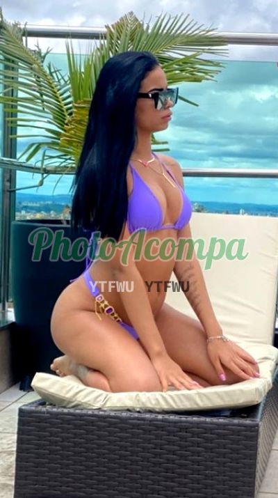 Capa do perfil de Isabela Santos
