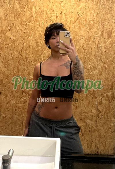 Capa do perfil de Natália