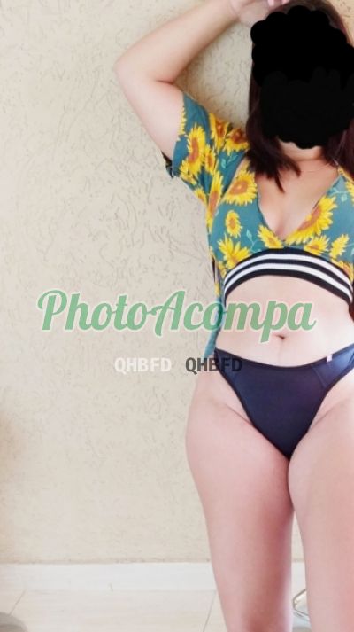 Capa do perfil de Clara Villagio