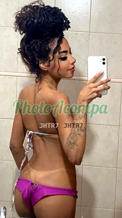 Capa do perfil de Bebel