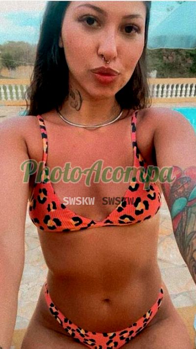 Capa do perfil de Larissa Lopes
