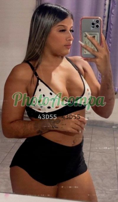 Capa do perfil de Mirella