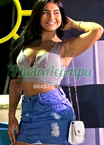 Capa do perfil de Hellen