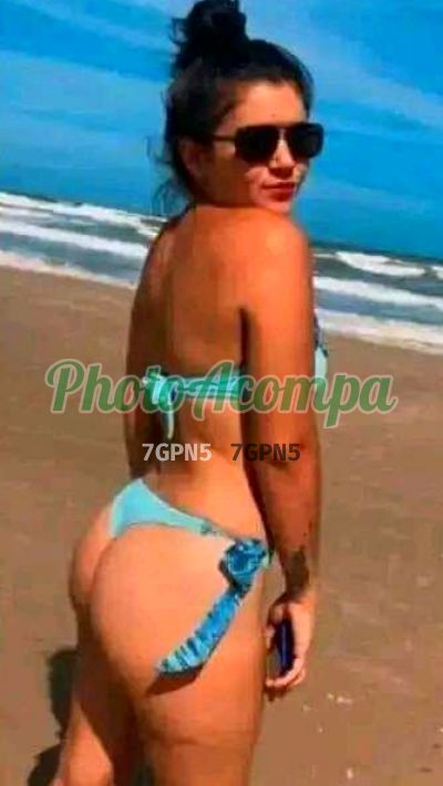 Capa do perfil de Beatriz Oliveira