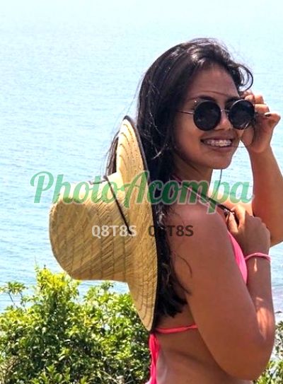 Capa do perfil de Juliana