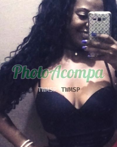 Capa do perfil de Vitória