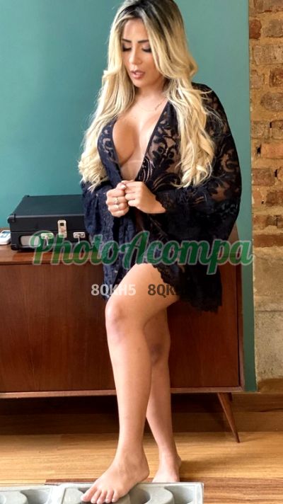 Capa do perfil de Claudia Coelho