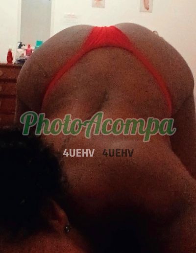 Foto 3 de Lívia, acompanhante em Ibatiba - ES
