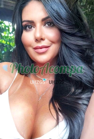 Capa do perfil de Fernanda Sayek Fayad
