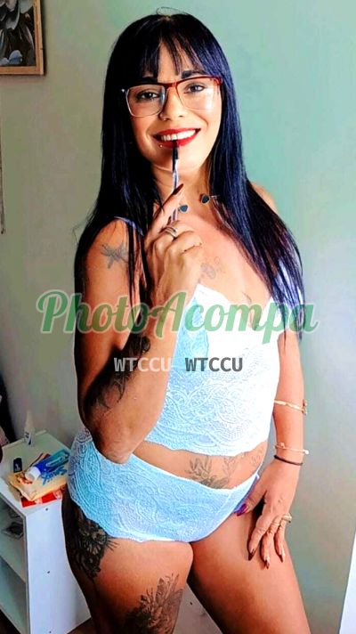 Capa do perfil de Pamela Maia