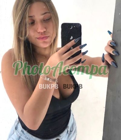 Capa do perfil de Letícia